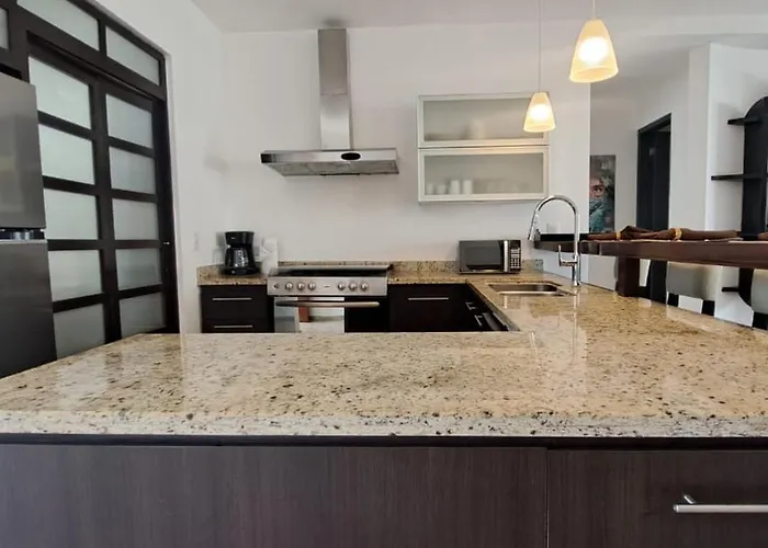 Urban 2 Bedrooms In The Heart Of Playa *