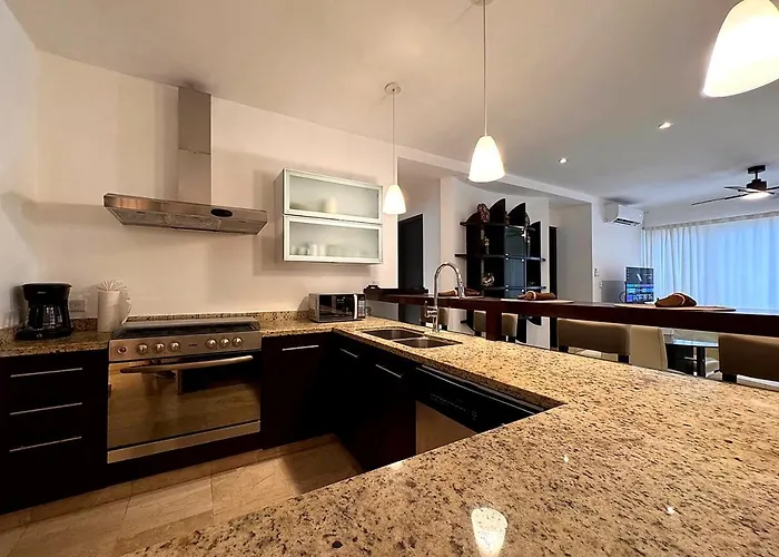 Urban 2 Bedrooms In The Heart Of Playa *
